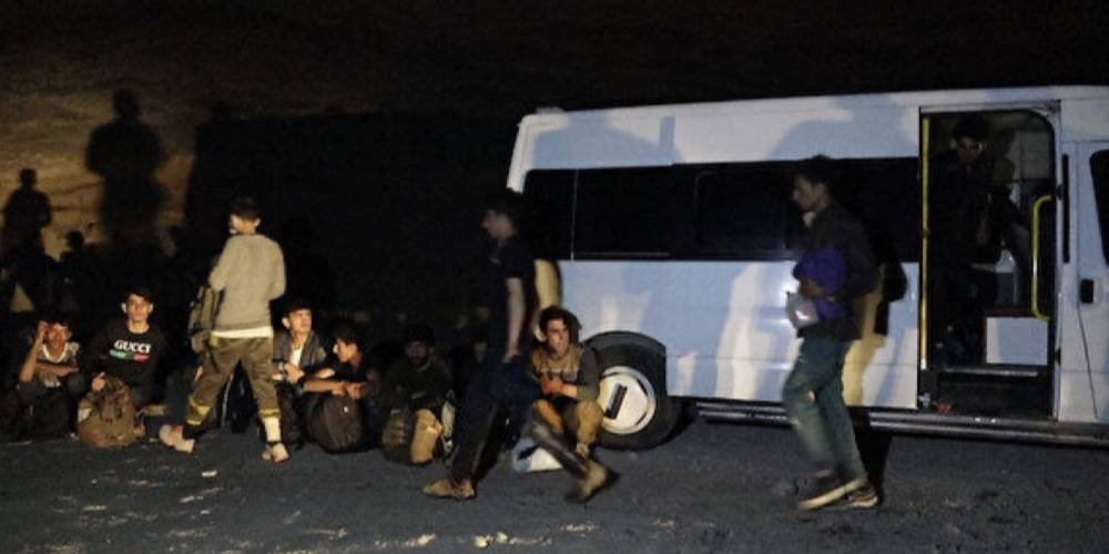 Van'ın İpekyolu ilçesinde Afganistan uyruklu 50 düzensiz göçmen yakalandı