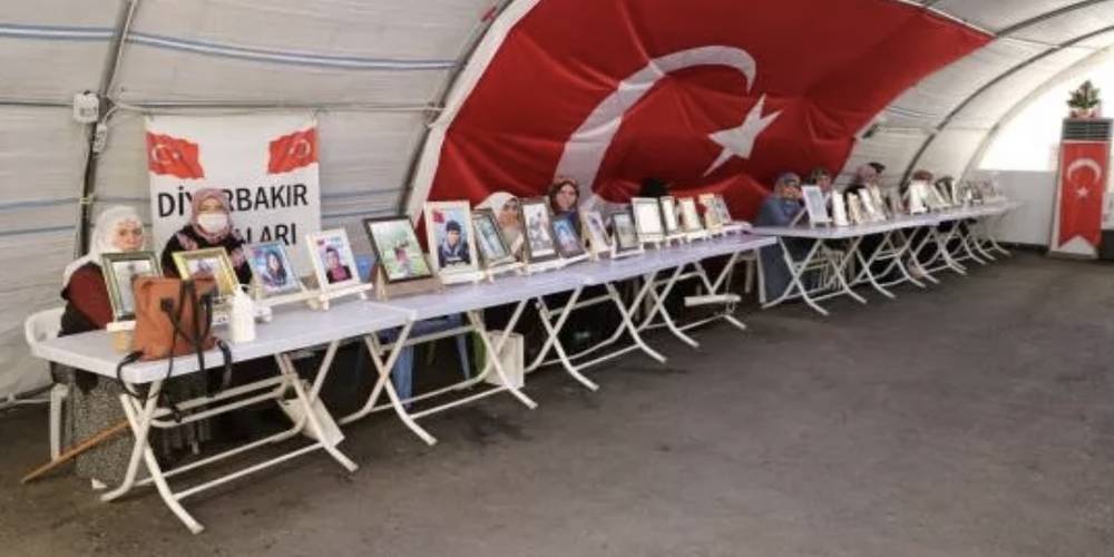 Diyarbakır annelerinin evlat nöbeti kararlılıkla sürüyor: “HDP bu ramazan ayında bile anne ve babaları mağdur ediyor”