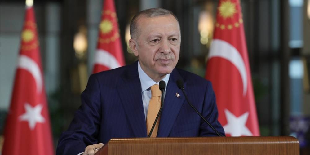 Cumhurbaşkanı Erdoğan: "Şimdi yeni safhaya geçiyoruz. Hedefimiz insanlarımızın fahiş fiyat artışı ve yüksek enflasyon sebebiyle gerileyen alım gücünü eskisinin de üzerine çıkarmak"