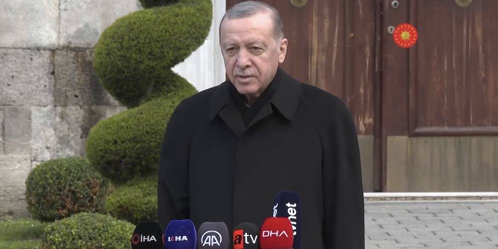 Cumhurbaşkanı Erdoğan bayram namazı sonrası Ayasofya'da duyurdu: Gidilmemiş il bırakmak istemiyoruz!