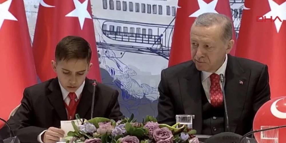 Çocuk Kabine üyeleri Dolmabahçe'de! Cumhurbaşkanı Erdoğan'a hayallerini anlattılar