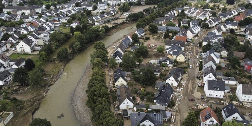 Almanya'da sel ve su baskınlarında 171 kişi hayatını kaybetti, sel zedeler için IBAN verildi, yardım talep edildi