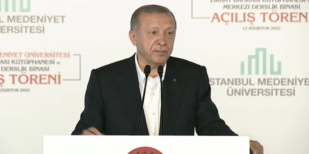 Cumhurbaşkanı Erdoğan müjdeyi verdi: Kitap sayımızı 70 milyona çıkardık! Hedefimiz 100 milyon...