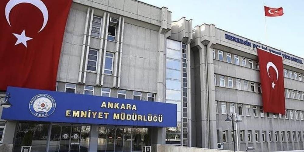 Ankara Emniyet Müdürlüğü, KPSS sorularıyla ilgili iddialar kapsamında, Yediiklim Yayınevine yönelik operasyon düzenlendi