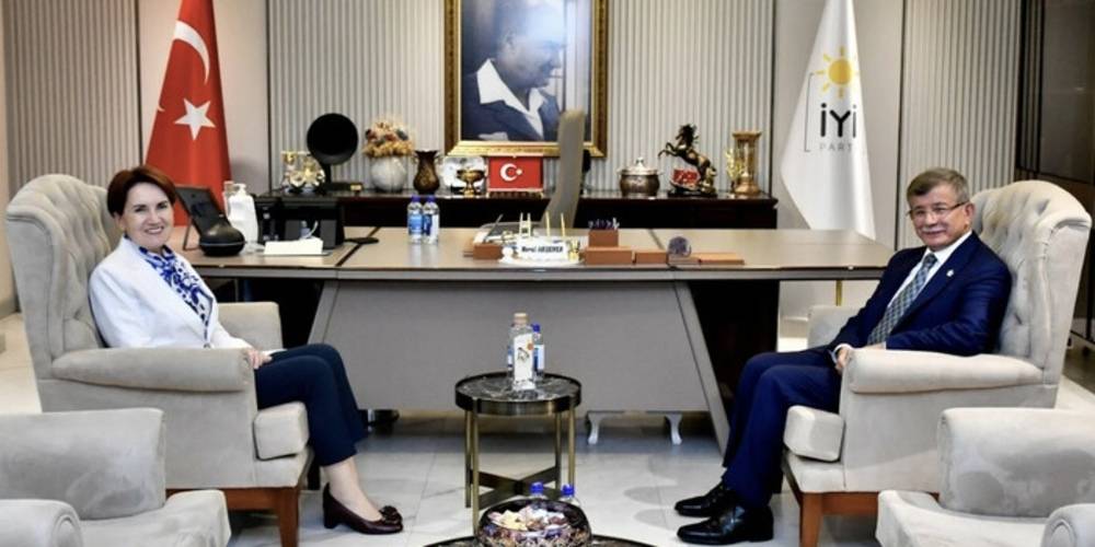 Ahmet Davutoğlu'nun Meral Akşener'den isteği ortaya çıktı