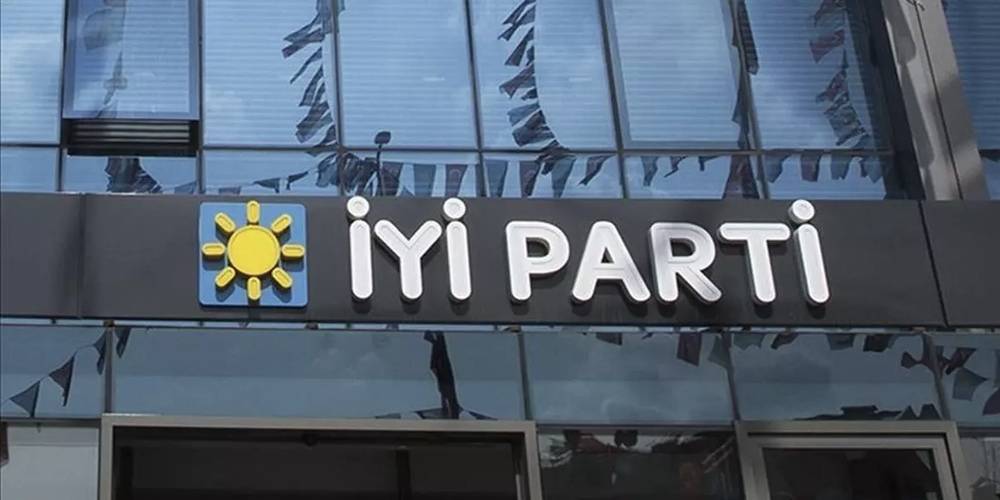 İYİ Parti'de deprem sürüyor! Topluca istifa ettiler