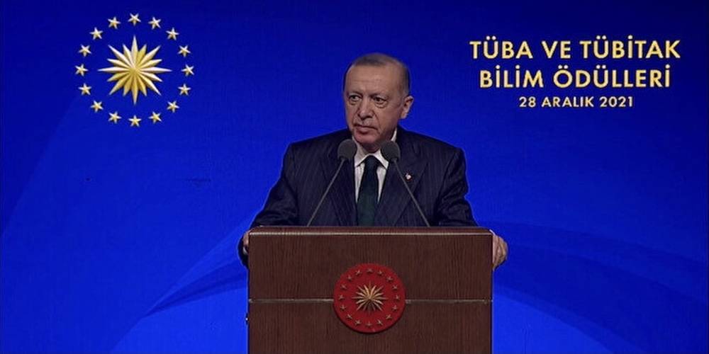 TÜBİTAK ve TÜBA Bilim Ödülleri Töreni... Cumhurbaşkanı Erdoğan: Tüm dünyaya seslenerek ‘Bizi izlemeye devam edin’ diyorum