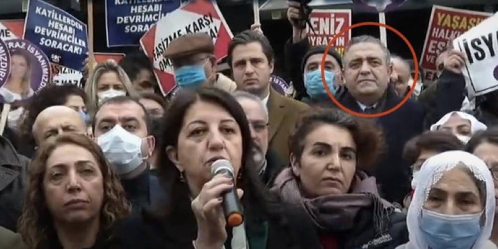 CHP İstanbul Milletvekili Sezgin Tanrıkulu, terör örgütü PKK'nın siyasi kanadı HDP'nin bugün düzenlediği eyleme katıldı