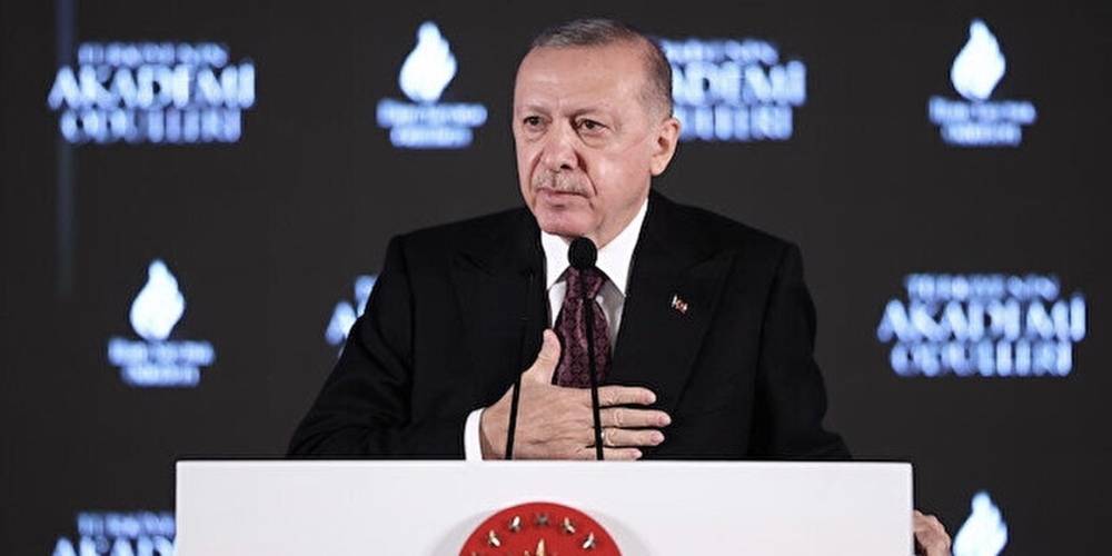 Cumhurbaşkanı Erdoğan'dan TÜSİAD'a çok sert tepki: Hükümete saldırmanın değişik yollarını aramayın bizimle mücadele edemezsiniz