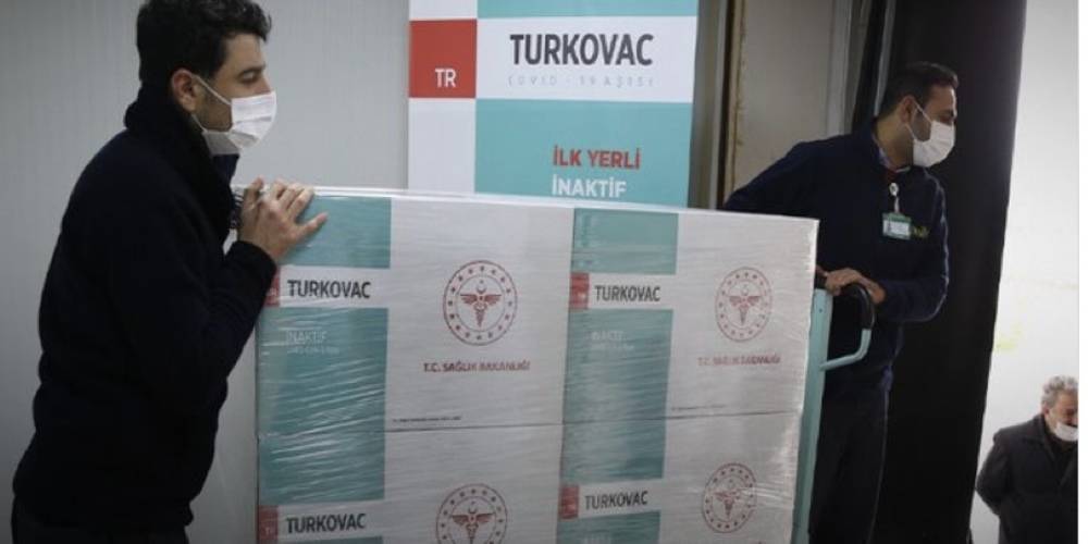 Yerli ve milli Turkovac aşılarının üretim tesisinden Halk Sağlığı depolarına ilk sevkiyatı gerçekleşti