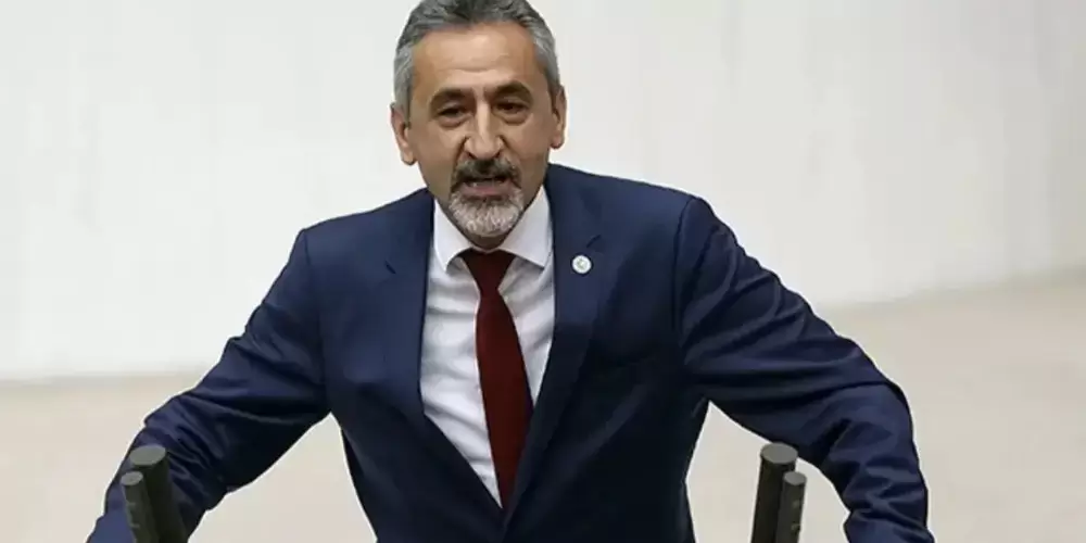 CHP'li Mustafa Adıgüzel'den canlı yayında 'sayın Öcalan' skandalı