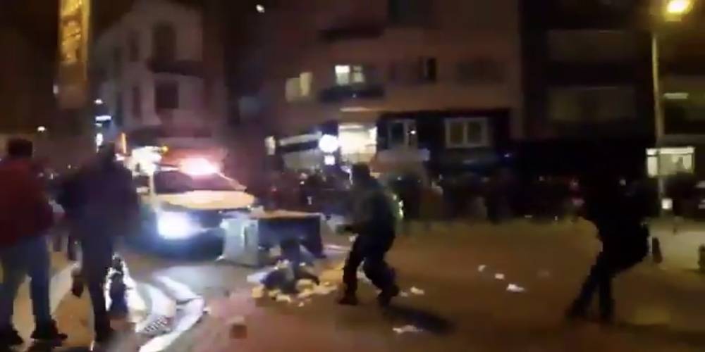 Kadıköy’de, Boğaziçi provokatörleri polise taşlarla saldırdı
