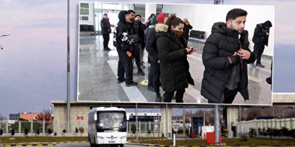 Ukrayna'dan gelen Türk vatandaşlar yurda giriş yaptı