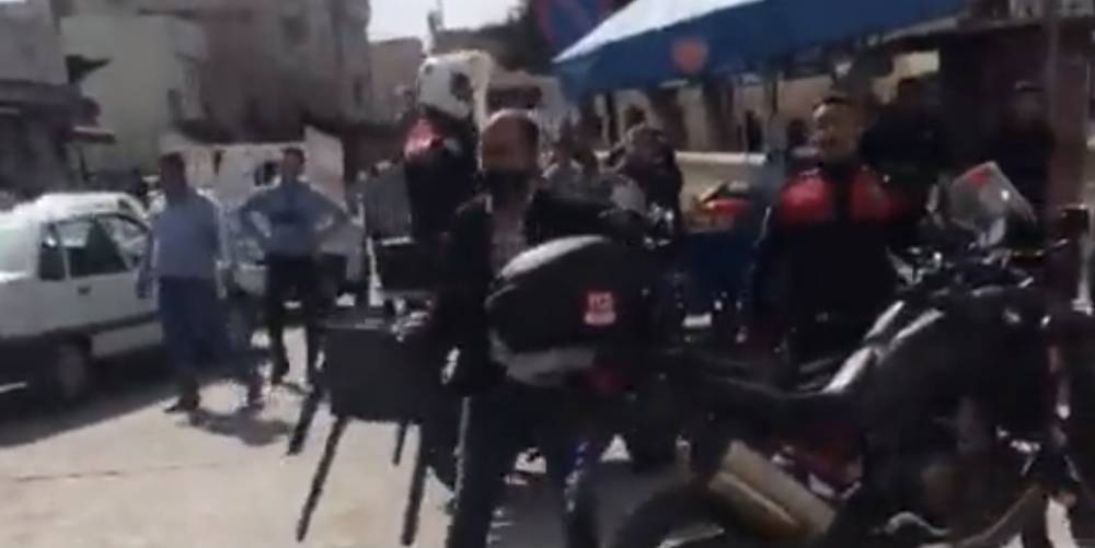Şanlıurfa'da gözaltına alınmak istenen grup polise saldırdı