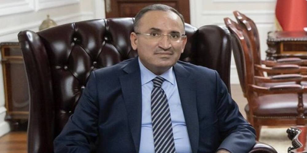 Adalet Bakanı Bekir Bozdağ'dan Sıla Şentürk paylaşımı: Canavarca hisle işlenen bu cinayetin yakın takipçisi olacağım