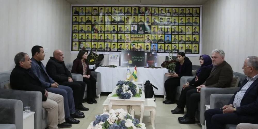 HDP milletvekillerinden YPG/PKK'ya ziyaret! Feleknaz Uca, Hüda Kaya, Hasan Özgüneş, Murat Çepni