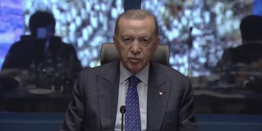 Cumhurbaşkanı Erdoğan: Depremde yaşanan 10 ilde 3 ay sürecek OHAL kararı aldık