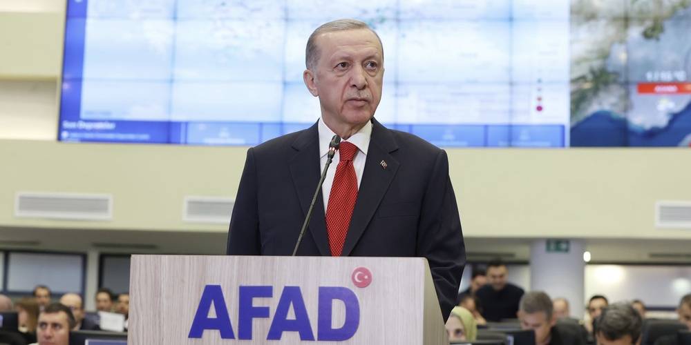 Cumhurbaşkanı Erdoğan: Kabine üyeleri olarak AFAD'a 136 milyon lira bağışlayacağız