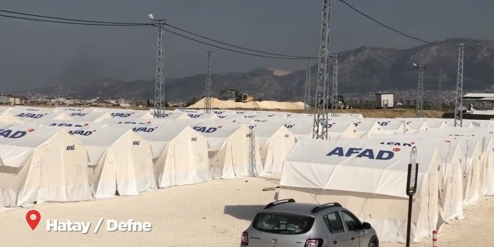 Deprem şehri enkaza çevirdi! Defne’de depremzedeler için kurulan çadırlarda her türlü imkanlar sunuluyor