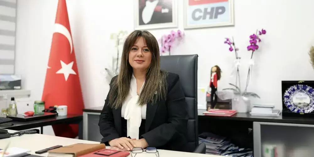 CHP Genel Başkan Yardımcısı Koza Yardımcı, istifa etti