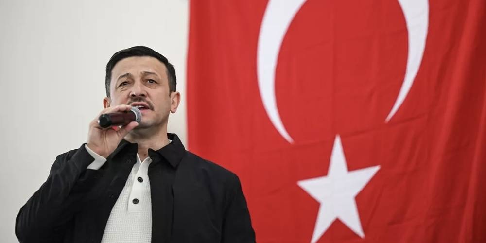 AK Partili Dağ: Siyasi görüşü ne olursa olsun 4,5 milyon İzmirli başımızın tacı