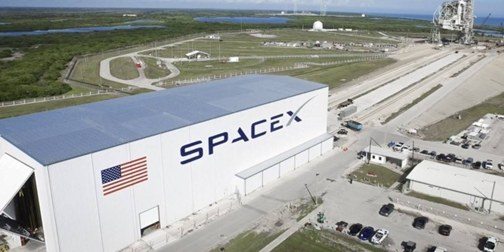 SpaceX, uzaya tek seferde 143 uydu gönderdi