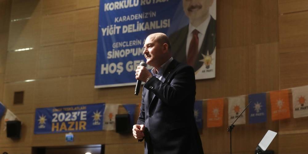 İçişleri Bakanı Süleyman Soylu'dan 'terör koridoru' isteyenlere gözdağı: Türkiye'nin gücünü sınayanın fesini kafasına ters giydiririz