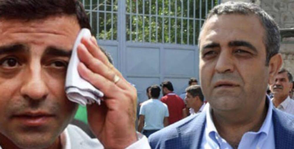 Gara şehidinin babası Şehmuz Kaya Selahattin Demirtaş’ı ziyaret eden CHP’li Sezgin Tanrıkulu’ya ateş püskürdü: Senin yerin de orada hazır