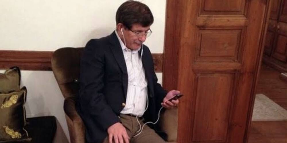 Ahmet Davutoğlu yalan haber üzerinden siyaset yapmaya kalkışınca böyle rezil oldu