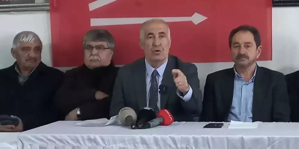 Hekimhan Belediye Başkanı Turan Karadağ CHP'den istifa etti