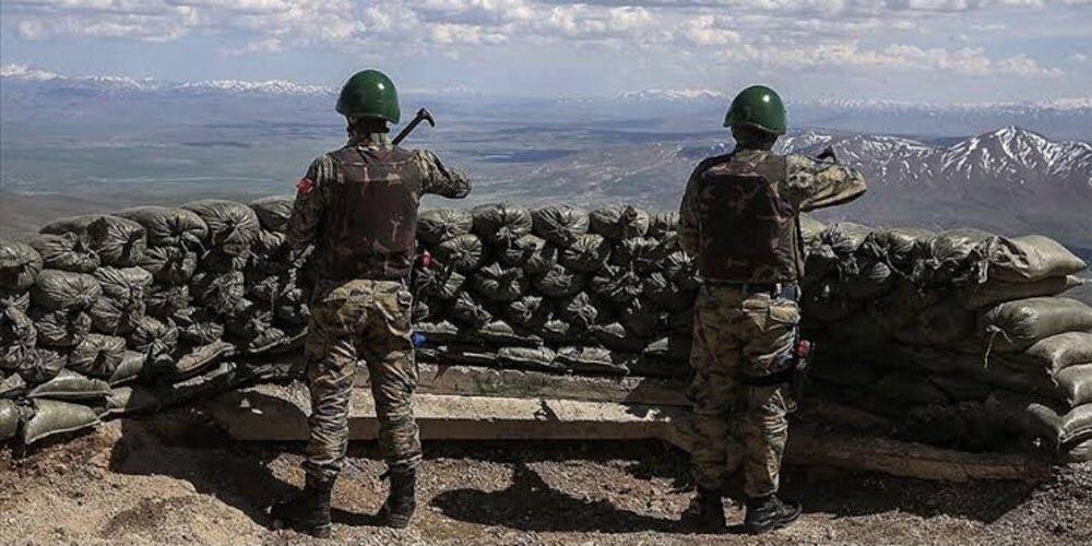 Terör örgütü PKK'da çözülme sürüyor... 3 örgüt mensubu daha teslim oldu