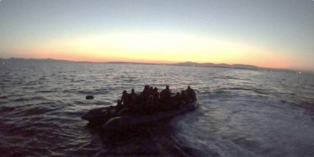 Yunanistan'ın Türk karasularına geri ittiği 28 düzensiz göçmen kurtarıldı