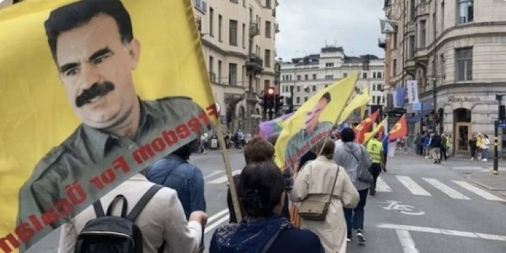 Teröre desteği keseceğini taahhüt eden İsveç, yine PKK gösterisine izin verdi