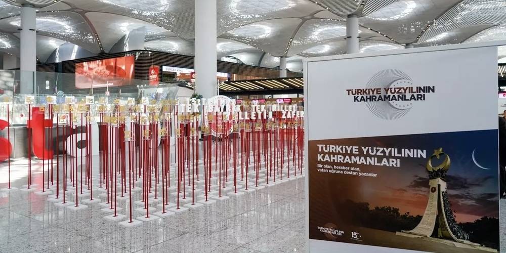 İstanbul Havalimanı'nda 15 Temmuz sergisi açıldı