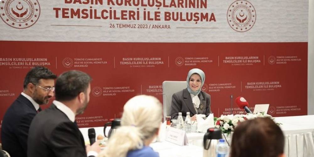 Aile ve Sosyal Hizmetler Bakanı Mahinur Özdemir Göktaş: Süresiz nafaka gibi bir durum adil bir durum değil