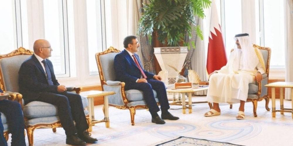 Katar’la savunma ve enerjide iş birliği: Yılmaz ve Şimşek Katar Emiri ile görüştü