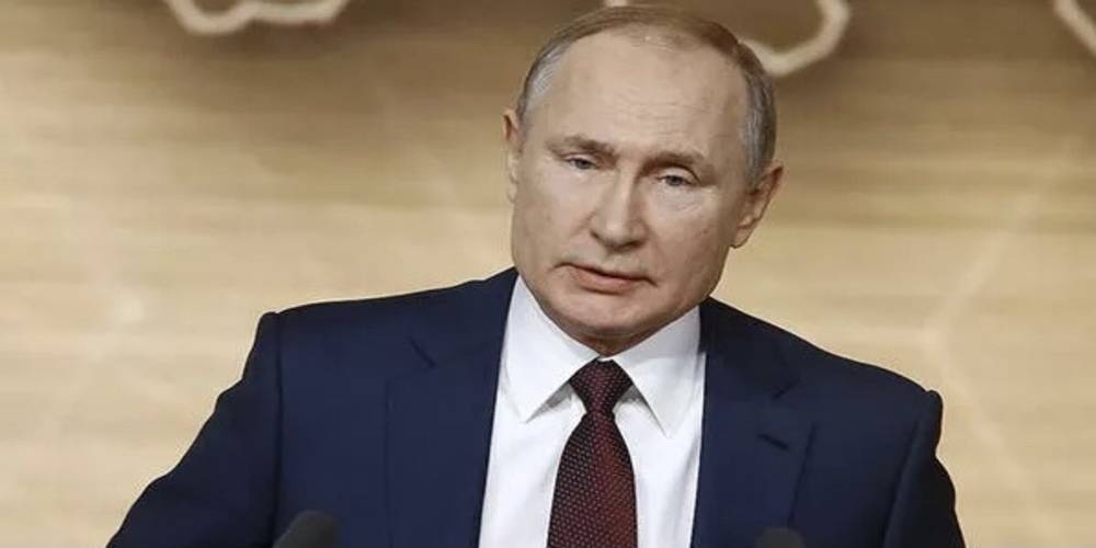 Rusya Devlet Başkanı Vladimir Putin, Rus-Amerikan ilişkilerinin son yıllarda ABD’deki iç siyasi mücadeleye kurban edildiğini söyledi