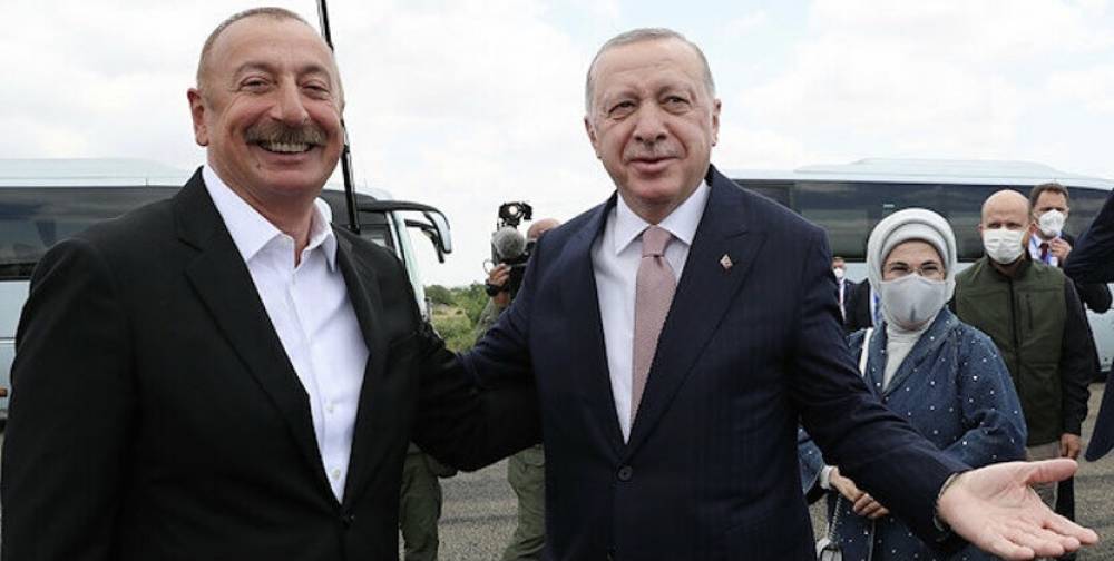 Erdoğan ve Aliyev'den Karabağ'ın sembol şehri Şuşa'ya ziyaret