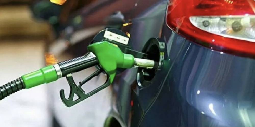 ABD'de benzinin ortalama fiyatı tüm zamanların en yüksek seviyesine ulaştı!
