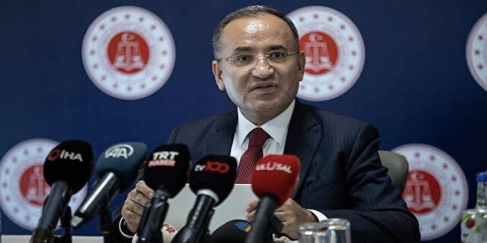 Adalet Bakanı Bozdağ'dan kira açıklaması: Zorla kimse kimseyi evinden çıkaramaz