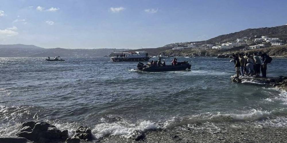 Yunanistan'ın bazı çetelerle işbirliği yaparak mültecilere eziyet edip Türkiye'ye gönderdiği dünya medyasının raporuna yansıdı