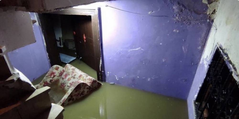 Şişli'de İBB çalışmasında kanalizasyon borusu hasar gördü daireyi atık su bastı