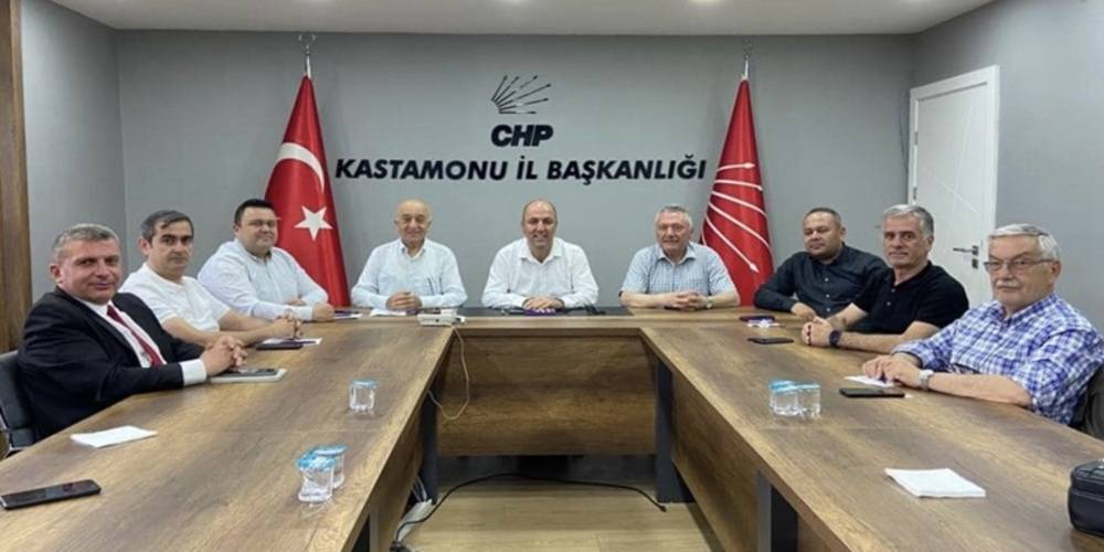9 il başkanından Kılıçdaroğlu'na istifa çağrısı: Parti rotasını kaybetmiştir