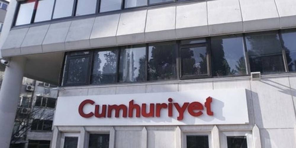 Cumhuriyet Gazetesi’ndeki rüşvet skandalında yeni perde: Mustafa Büyüksipahi de istifa etti!