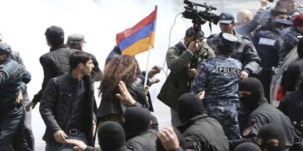 Ermenistan ve Karabağ'da neler oluyor?