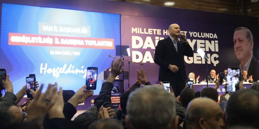 İçişleri Bakanı Soylu Van’dan Kılıçdaroğlu'na seslendi: HDP'nin kalabalıklarıyla Doğu ve Güneydoğu'da gezmek olmaz
