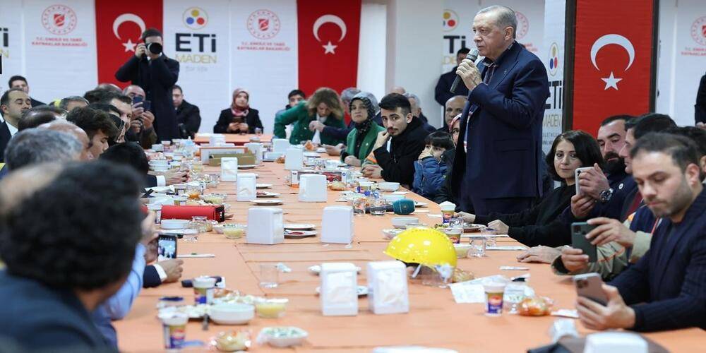 Cumhurbaşkanı Erdoğan, Balıkesir'de depremzedelerle buluştu
