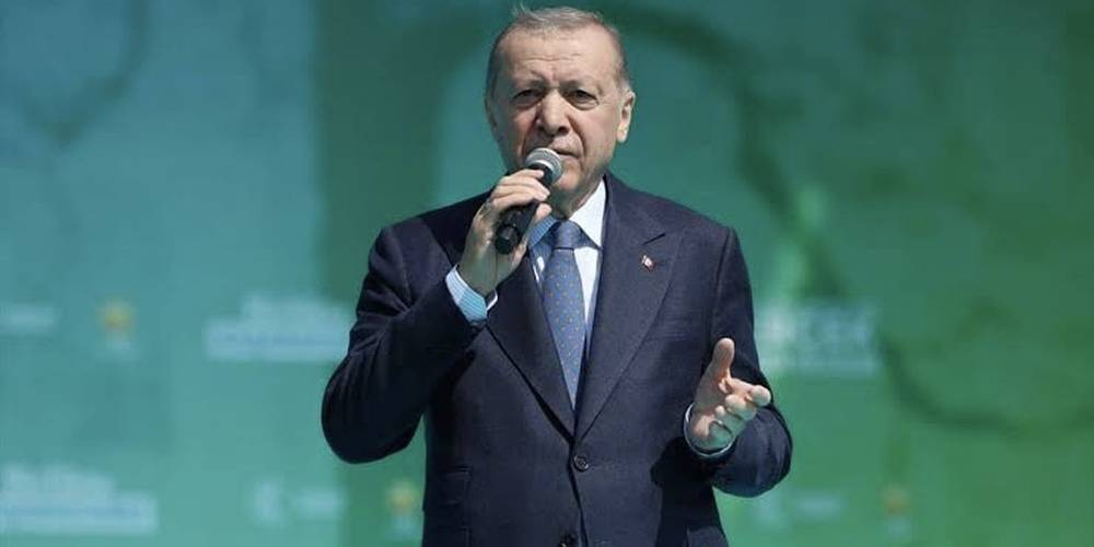 Cumhurbaşkanı Erdoğan'dan Ekrem İmamoğlu'na tepki: İstanbul'u sel götürüyor tatile gidiyor