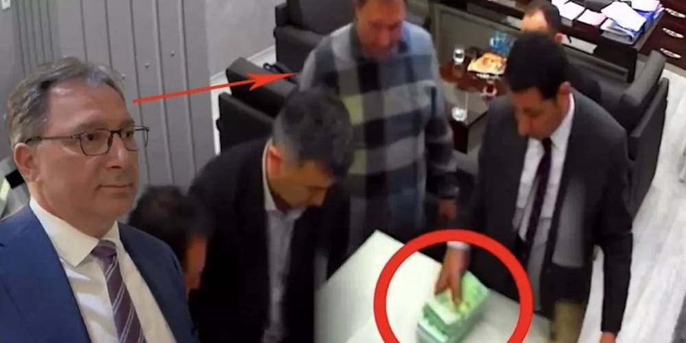 İmamoğlu'nun kasası CHP'deki para trafiğini anlattı! Parayı aldığı ismi açıkladı
