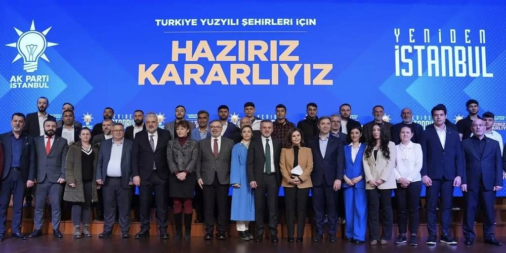 İstanbul’da 1000 kişi partisinden istifa edip AK Parti'ye katıldı